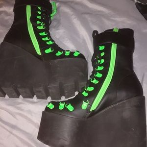 Dollskill Club Exx platforms